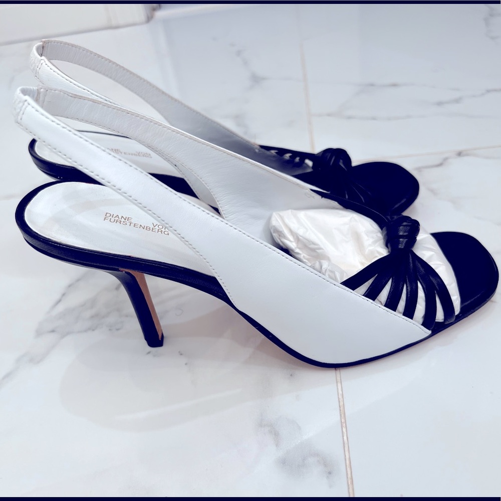 Diane Von Furstenberg Black & White Slingback Shoe